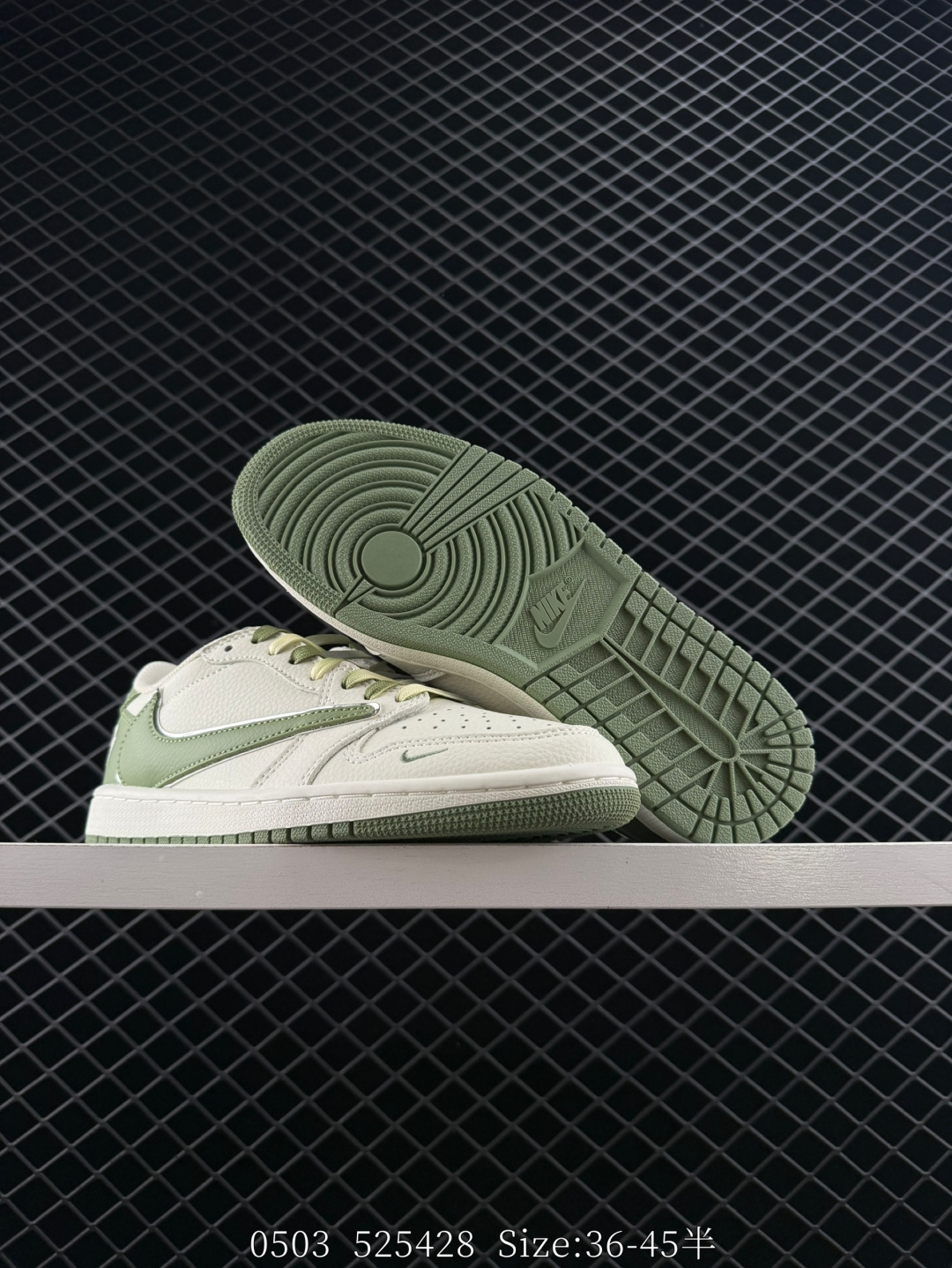 Travis Scott x Air Jordan 1 ” Reverse Mocha “